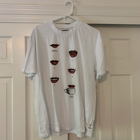 Tee Library Latte Lips T-Shirt - Picture 1 of 4